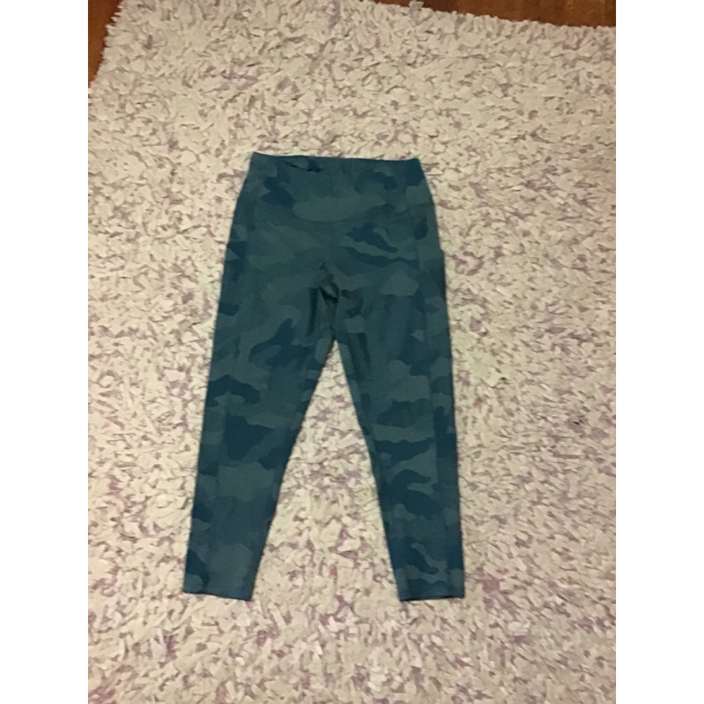Women's The North Face Teal Camo Leggings XL Like NEW - Picture 2 of 12